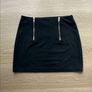 Black Velvet Zipper Detail Skirt